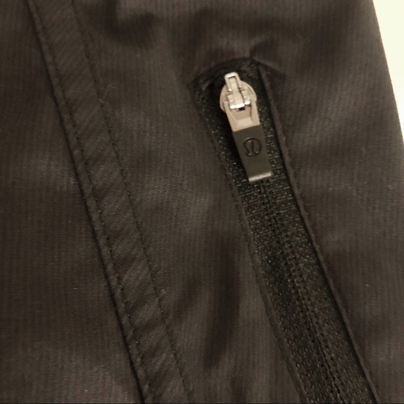 Sold🔻Lululemon Tracker Short II - Picture 5 of 7